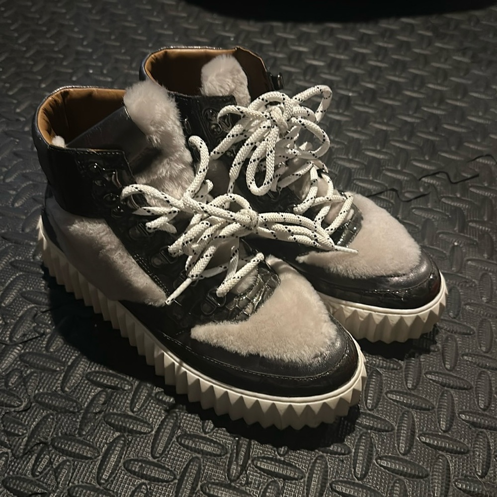 Voile blanche boots size 38